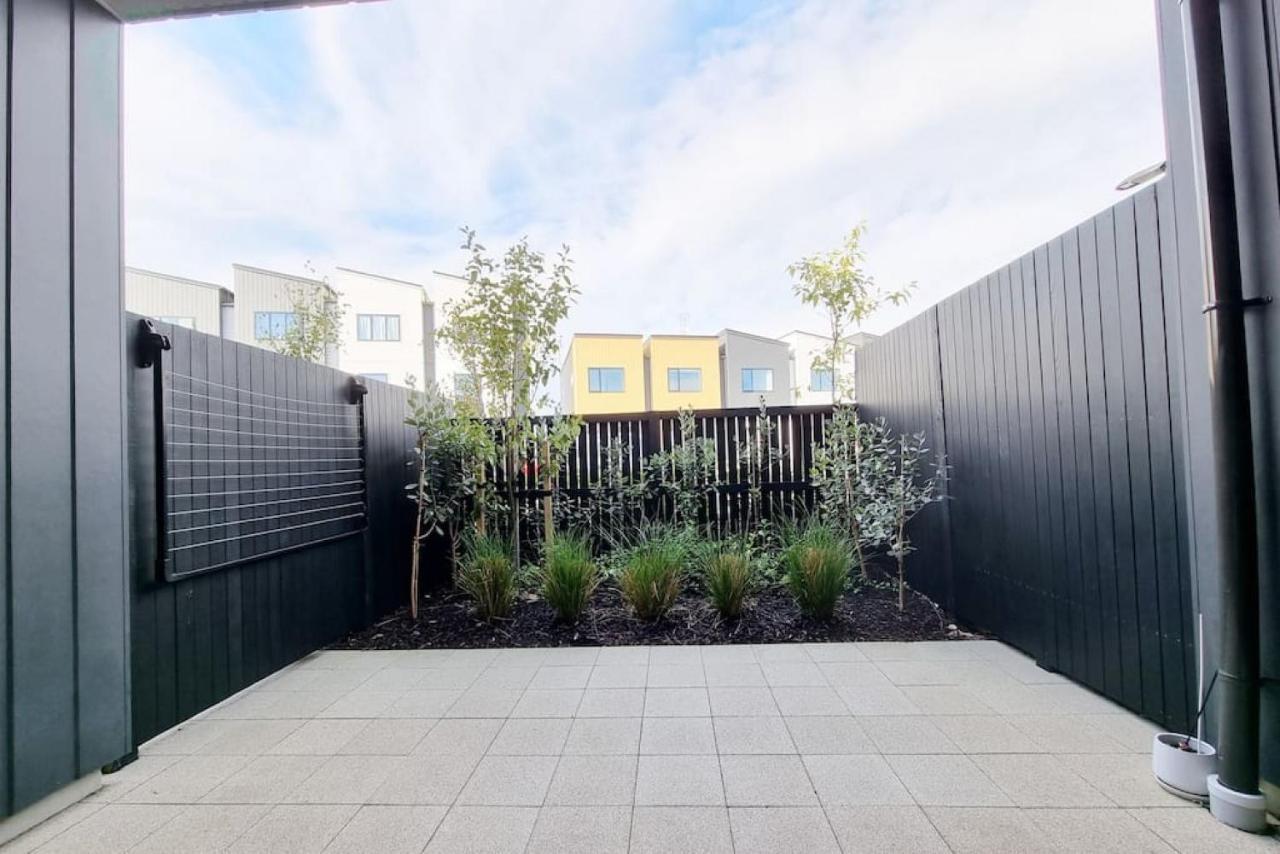 Villa Huntington Townhouse With Patio And Parking Auckland Exterior foto